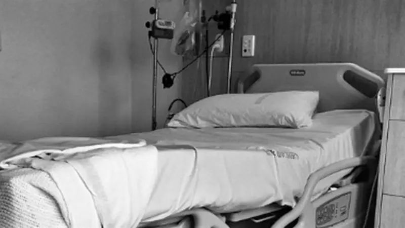 嬤突病逝…孩見2黑白西裝男 孫驚:祂們來過