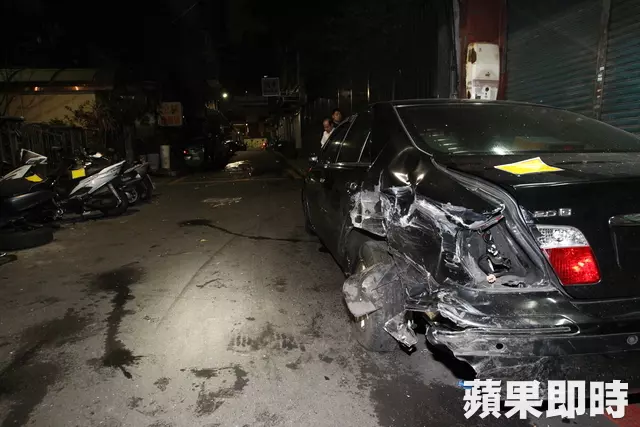 酒駕男連撞18車翻覆 酒測值0.75嗆「拍什麼!」