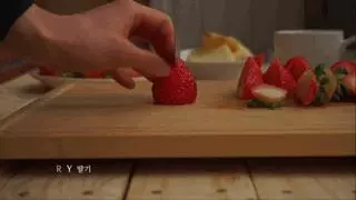 韓國又一家賣草莓蛋糕的火了!火爆ins的草莓盒子蛋糕,到底多少吃?