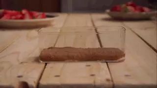 韓國又一家賣草莓蛋糕的火了!火爆ins的草莓盒子蛋糕,到底多少吃?