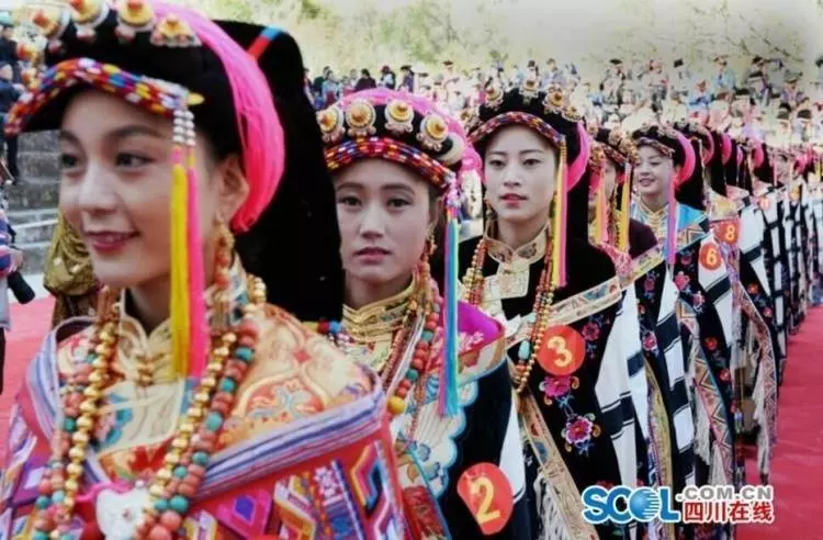 去西藏旅遊「白色帳篷」男人千萬別進!年輕藏族妹在內,進去就要對她負責了!
