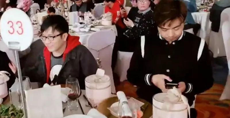 B神品茶:輸掉海選後曉菲發飆了,人走茶涼很貼切