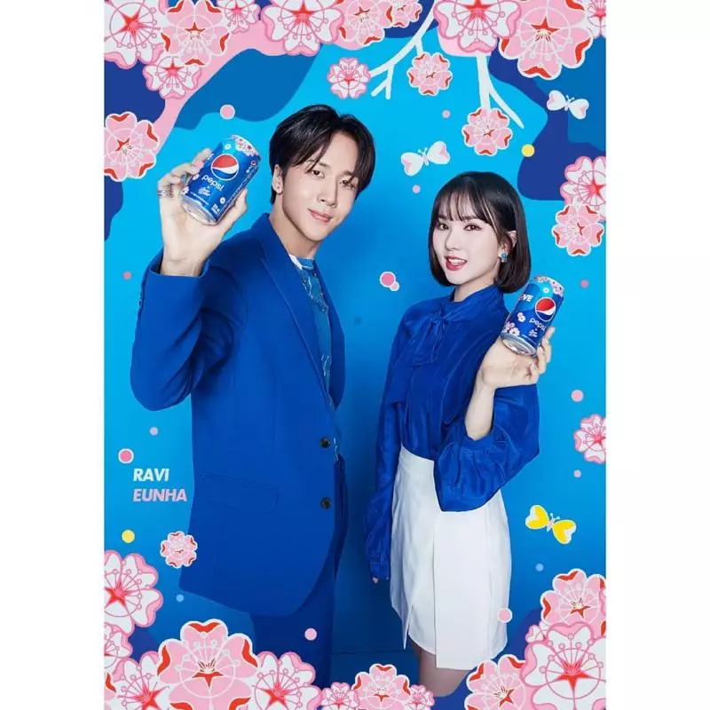 [GFRIEND][分享]190328 置身於粉藍夢境中…銀河X RAVI 百事可樂合作花概念照公開