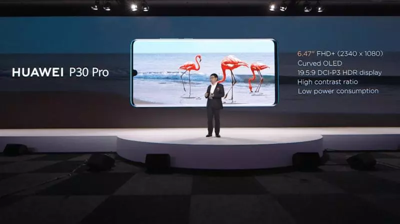 Huawei P30和P30 Pro終於公布!只需RM3682!Leica四攝!可Zoom 50倍!