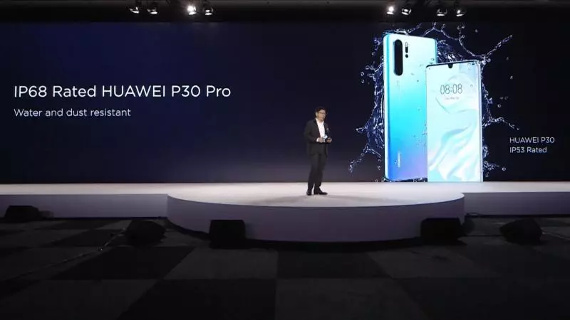 Huawei P30和P30 Pro終於公布!只需RM3682!Leica四攝!可Zoom 50倍!