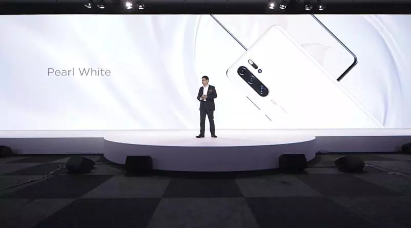 Huawei P30和P30 Pro終於公布!只需RM3682!Leica四攝!可Zoom 50倍!