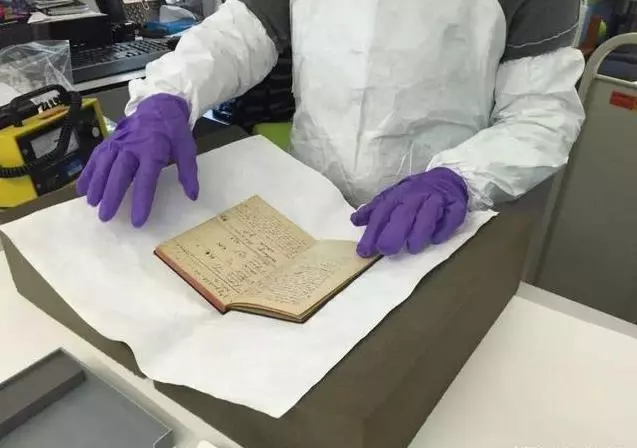 火葬場招扛屍員1天1000,很多年輕人卻離職?網友:錢不是好賺的