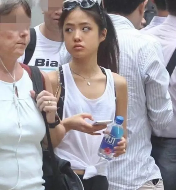 吳彥祖女兒,任達華女兒,劉德華女兒,張學友女兒,差距一眼馬上就看出來!