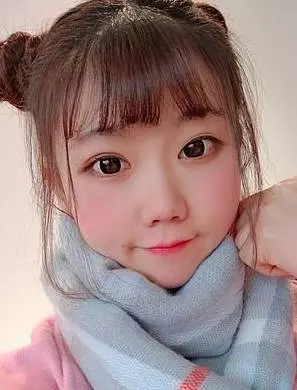 大膽公開徵友!軟萌正妹哭喊「交不到男友」…往下一看「尺寸太大」瞬間懂了 -
