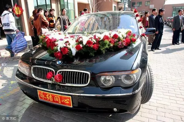 開車時遇到喜事、喪事,一定不要忘了做這些事,提醒你身邊開車的人
