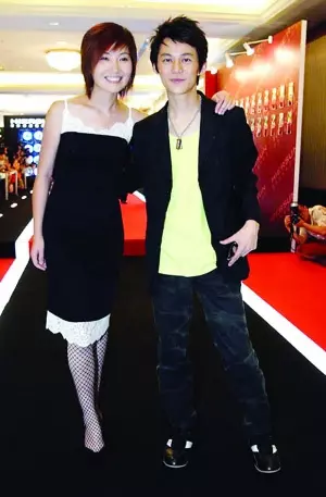 來看看「頭不對身」的明星!沒想到他們脫了衣服竟然如此驚人!