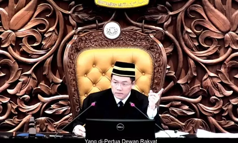 倪可敏沾污國會?!凱里慘遭網民神回炮轟!句句屬實