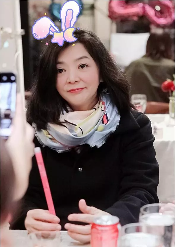 59歲古裝女神陳玉蓮近照,美人遲暮顯蒼老,素顏出鏡昔日風姿不再!
