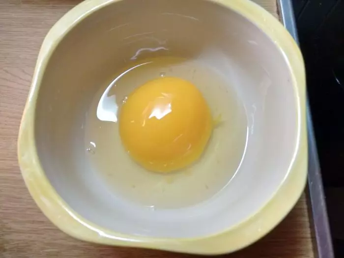20張證明「你的大腦已經失去掌控」的錯覺照片 體育館變成UFO嚇壞同學!