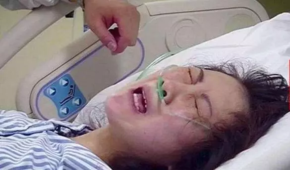 孕婦產前痛到狂吼:「你為什麼要射在裡麵」?結果老公「爆笑回答」笑死護士!