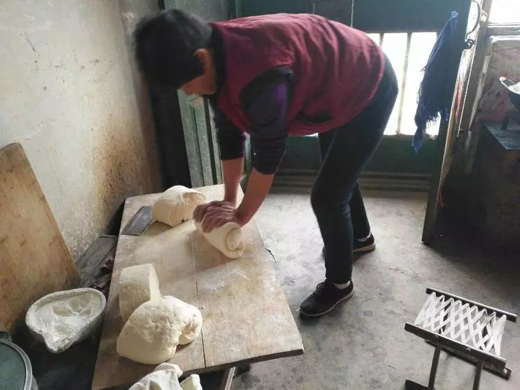 婆婆故意刁難媳婦,不料媳婦流產住院,得知媳婦身份傻住