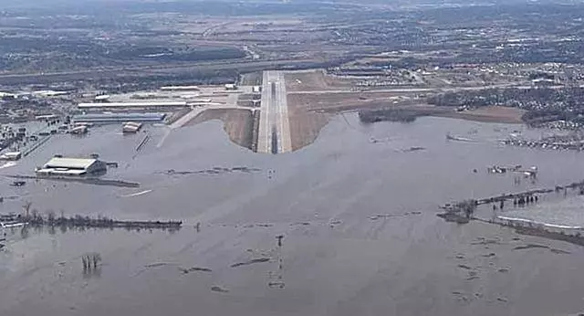 一報還一報!美國空軍兩座基地接連遭襲,損失高達49億美元