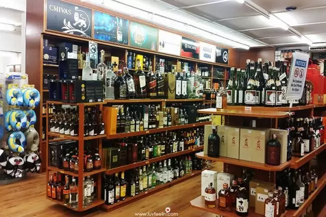 蘭卡威遊客可無限制購買菸酒了!不過帶離島需符合這條件!