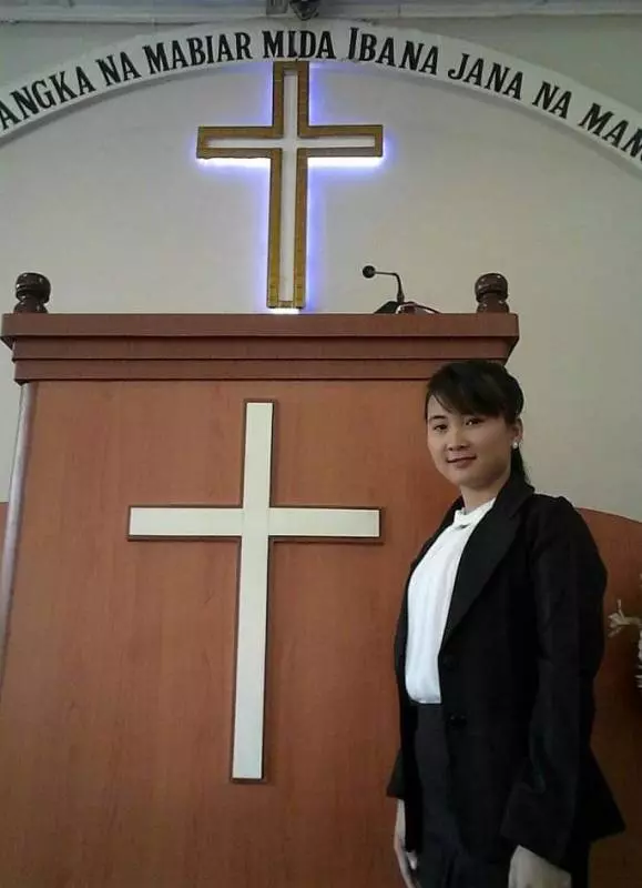 屍陳印尼油棕園華人女孩被X殺一案 法醫檢驗報告出爐,她死於。。《內附視頻》
