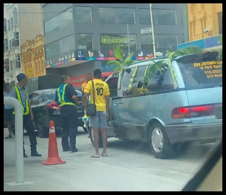 「人已經過世了,你還要截停這輛車做什麼?又不是屍體在開車...」
