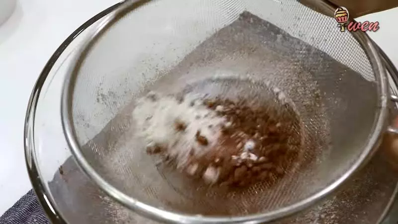 OREO千層蛋糕!超好吃又無需烤箱!