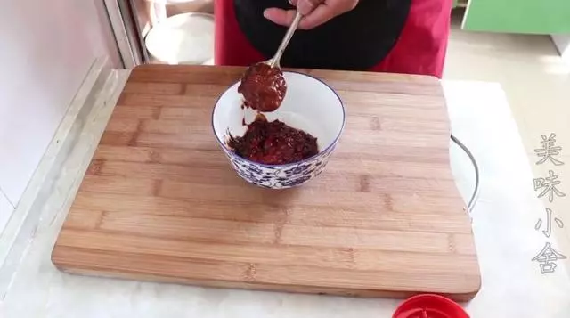 想吃醬香餅不用出去買啦,秘制醬汁和做法都告訴你,味道太好吃了