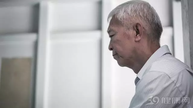 人到50歲,再有本事也要提防這4種病!為晚年做準備