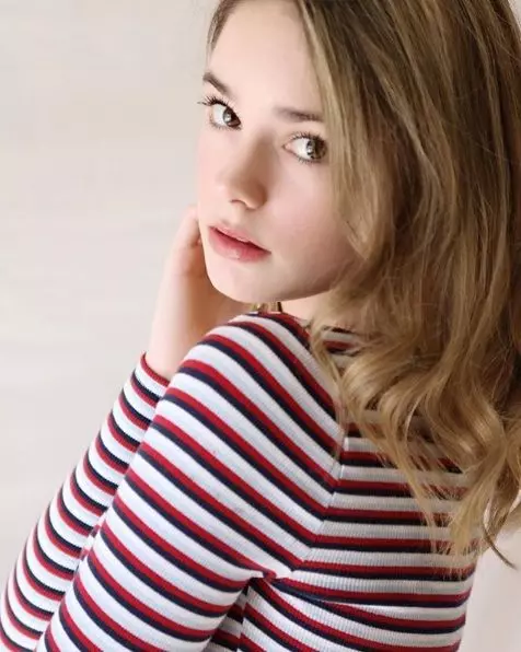 14歲網球少女登表特 網激讚:仙女