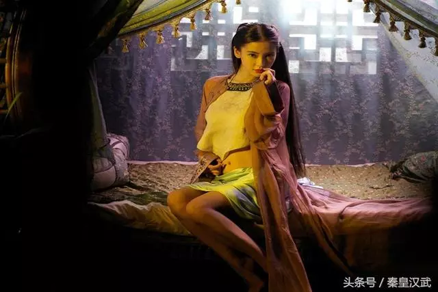 古代的女性內衣只有肚兜,那下半身怎麼穿?