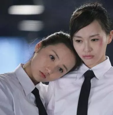 她是唐嫣閨蜜,拒絕潛規則出道十幾年零緋聞,今嫁東華上仙超幸福