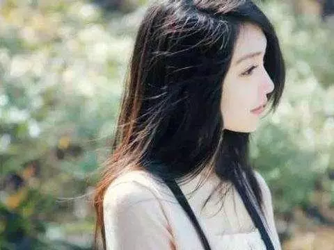 公婆干預我一怒之下離婚,一年後老公帶孩子說出實情,我選擇復婚