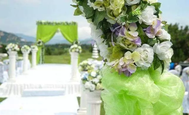 婚後岳母讓我房產證加上老婆的名字,父親知道後說道:離婚吧!