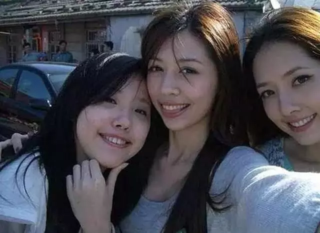 郭碧婷親妹妹曝光,長相備受爭議,網友:難怪一直不公開!