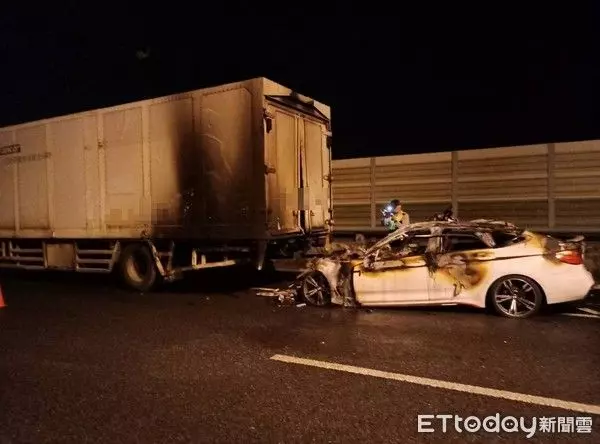 男活活燒死在嫁妝車上 妻目睹全程悽厲哭喊