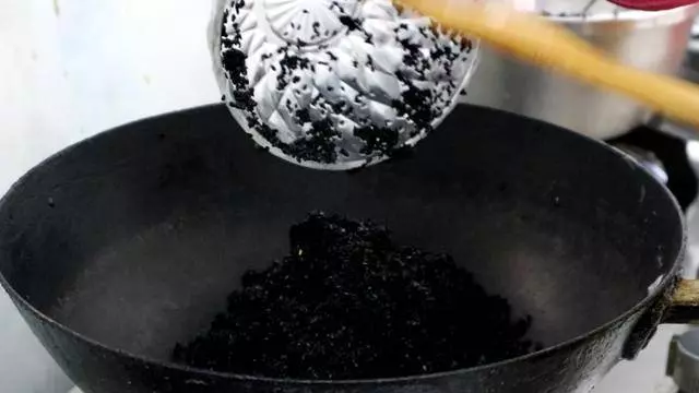 想喝黑芝麻糊,兩樣食材在家簡單搞定,味道香濃吃得放心