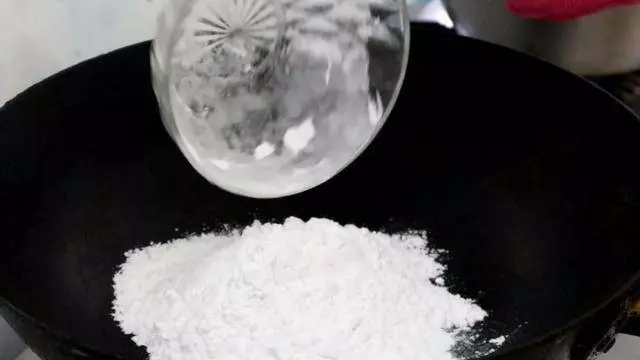 想喝黑芝麻糊,兩樣食材在家簡單搞定,味道香濃吃得放心