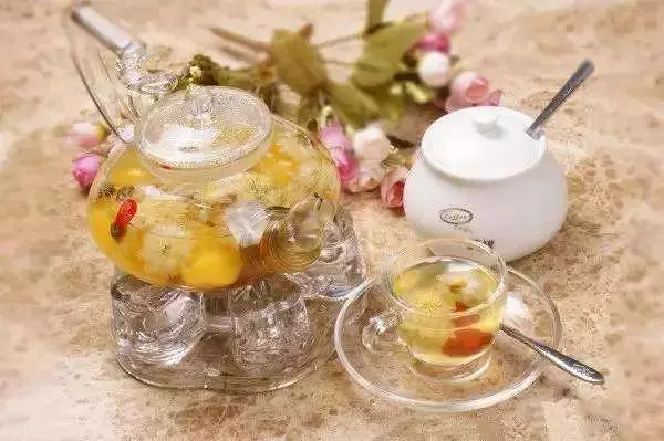手腳裂口、中老年人便秘、感冒咳嗽、肩周炎等等,老中醫教你一招,3天就見效~(為爸媽收藏起來!)