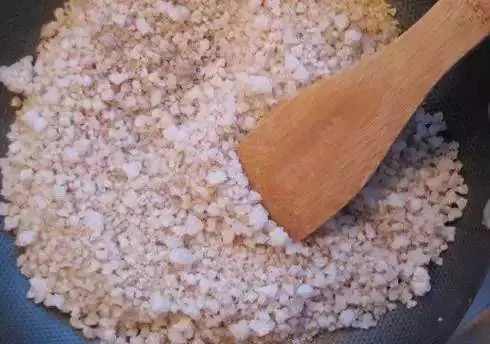 手腳裂口、中老年人便秘、感冒咳嗽、肩周炎等等,老中醫教你一招,3天就見效~(為爸媽收藏起來!)