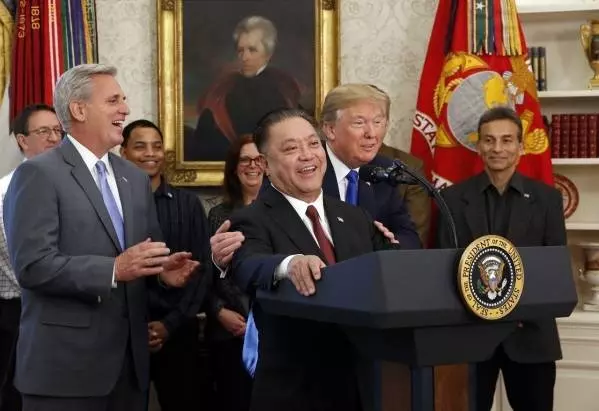 全美國收入最高CEO是馬來西亞華人!竟是來自這公司的!