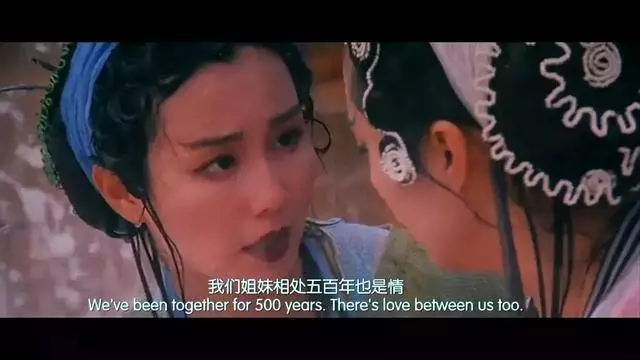鄭秀文最新活動照,三層眼袋太搶鏡,相比下惠英紅更美