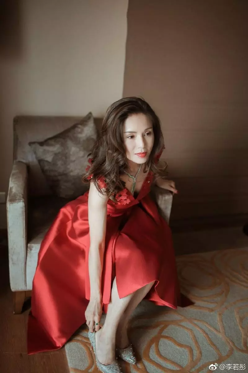 最美小龍女凍齡玩上癮!自爆一週要7次