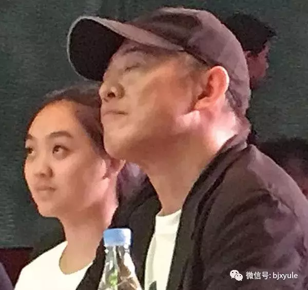 李連傑女兒,7歲給劉德華伴舞,8歲跟成龍走紅毯,16歲成這樣!