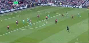 復盤曼聯2-1沃特福德:鋒線拉邊與肋部問題的「矛盾」,進攻走位有新趨勢?