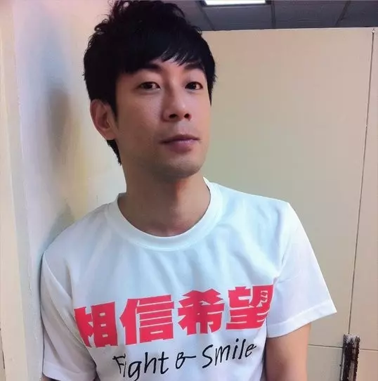 張善為半身不能動臥床神隱5年!如今「出院返家休養」!生日前爆料「身體有很大進步」助理喊話:請大家替他加油!