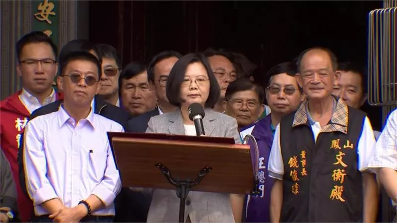 蔡總統到高雄重申護主權 菊邁行動相挺