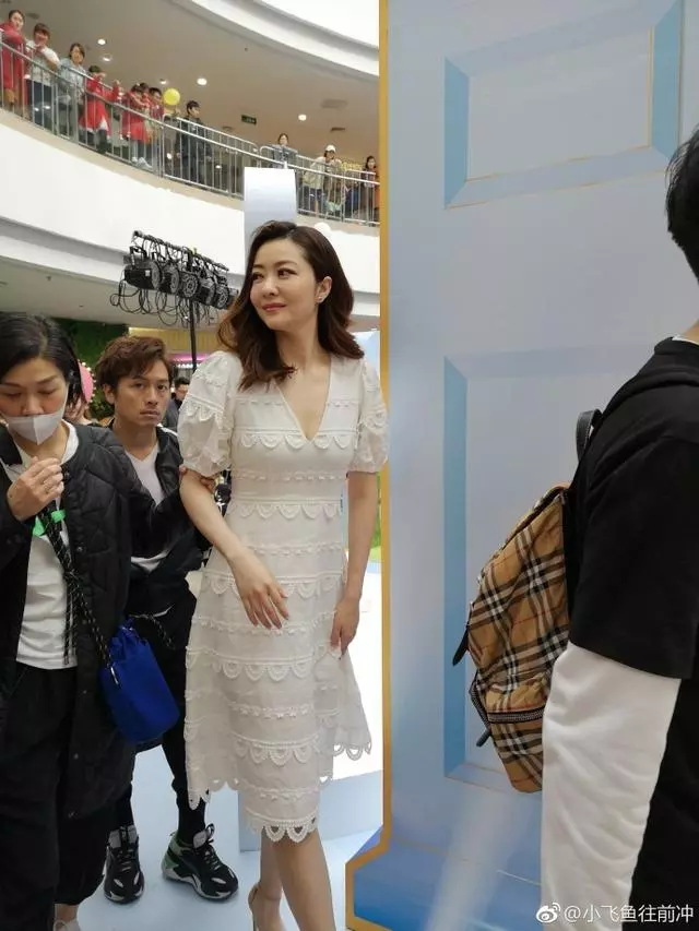 熊黛林生了孩子就顯老?快40歲的人了這狀態已經很好了吧~~~