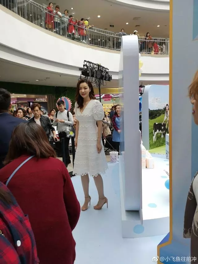 熊黛林生了孩子就顯老?快40歲的人了這狀態已經很好了吧~~~