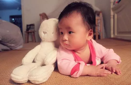 「老婆,你不就帶孩子嗎,天天喊累」「老公,那你媽怎麼不來帶」
