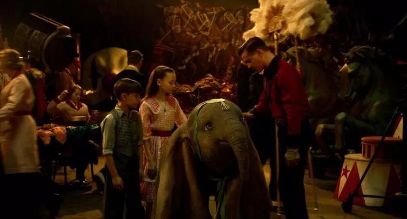 【童話里都是騙人的…】《Dumbo》原型是個悲慘故事!被馬戲團灌酒,最後還被火車撞死!