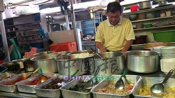吉隆坡:著名餐廳4碗咖喱魚頭,要價600令吉!店員解釋讓人無奈....